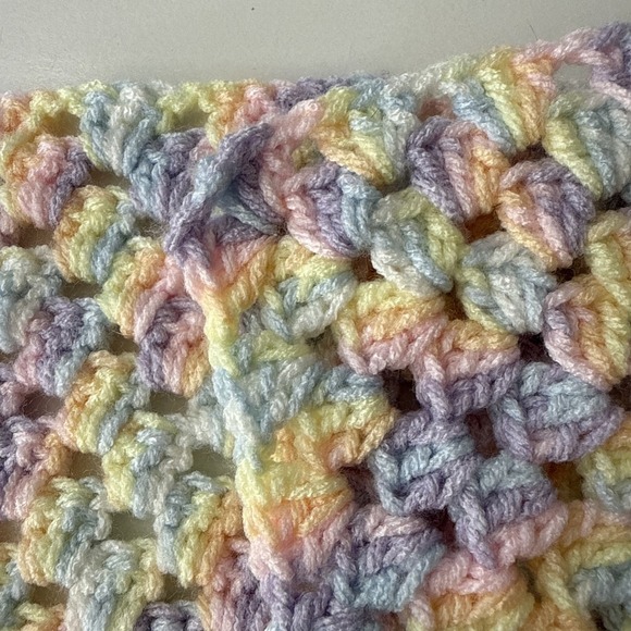 Handmade‎ Crochet C2C Pastel Baby Afghan Blanket Soft Rainbow Sherbet 90s 38x38" - Picture 4 of 11